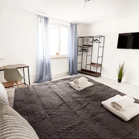 Zentrum-intra Zw Rathaus Und Dom Ug-souterrain Apartmán